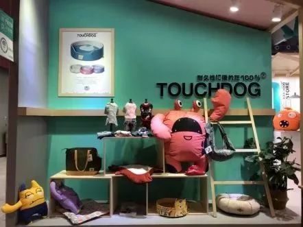 开宠物店真的暴利吗？揭秘宠物经济背后的低收入真相——以宠物用品销售为例